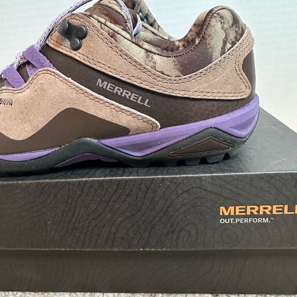New in box Merrell Women's Tan and Purple Athletic Shoes, size 5.5 M - Picture 2 of 8